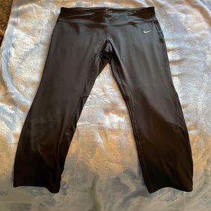 Nike longer cropped dri-fit leggings with cutout details